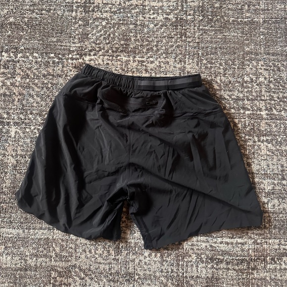 Lululemon Running Shorts (M) - Picture 2 of 4